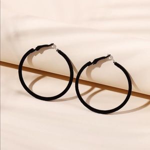 ⚠️2 for 10⚠️ Black Velvet Hoop Earrings